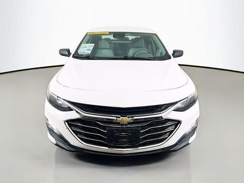 Summit White 2023 Chevrolet Malibu 1LS