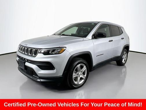 Silver Zynith Metallic Clearcoat 2024 Jeep Compass Sport