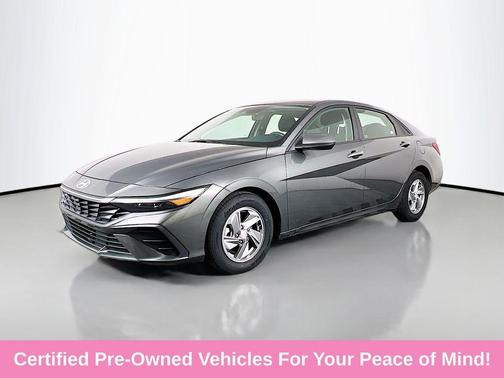2024 Hyundai ELANTRA SE