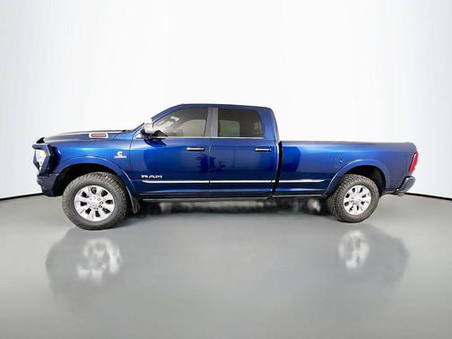 2020 RAM 3500 Limited Crew Cab 4x4 8' Box