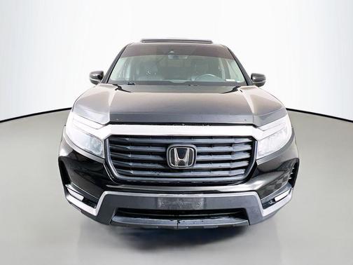 Crystal Black Pearl 2021 Honda Ridgeline RTL