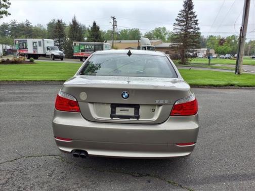 2010 BMW 528 xDrive