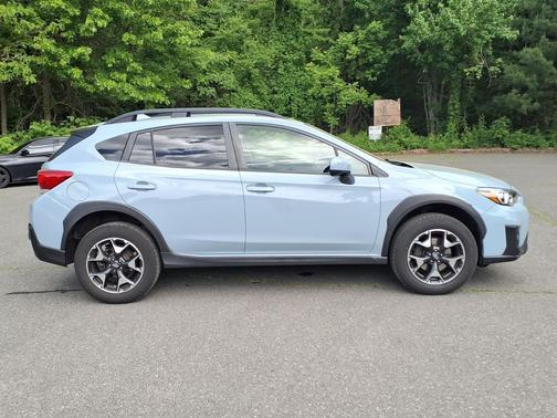 Cool Gray Khaki 2019 Subaru Crosstrek 2.0i Premium
