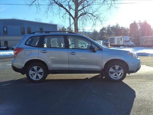 2016 Subaru Forester 2.5i