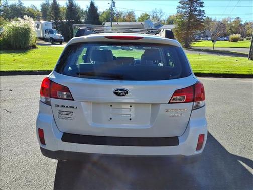 2014 Subaru Outback 2.5i