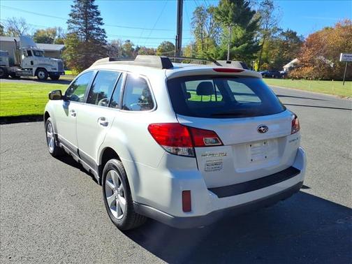 2014 Subaru Outback 2.5i