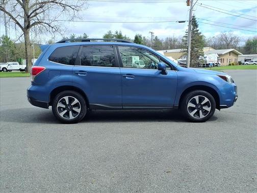 Quartz Blue Pearl 2017 Subaru Forester 2.5i Limited
