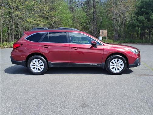 Crimson Red Pearl 2018 Subaru Outback 2.5i Premium