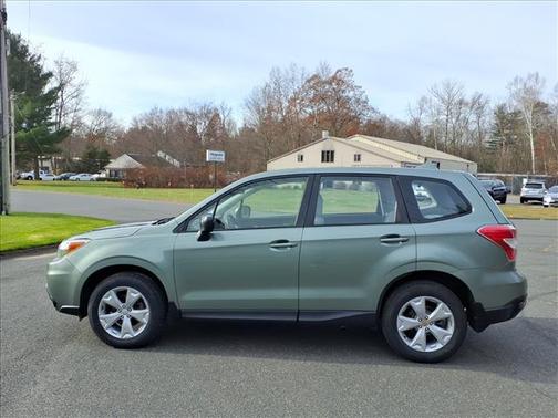 2016 Subaru Forester 2.5i