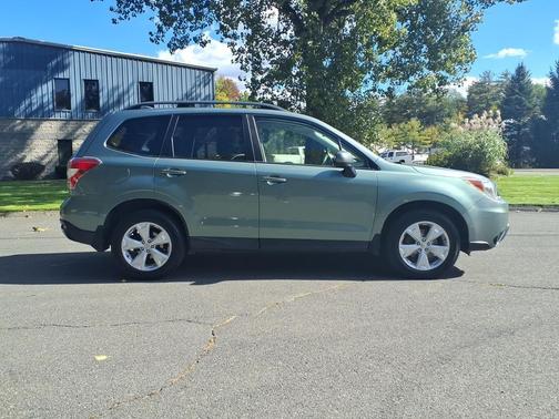 Jasmine Green Metallic Jgm 2016 Subaru Forester 2.5i Premium