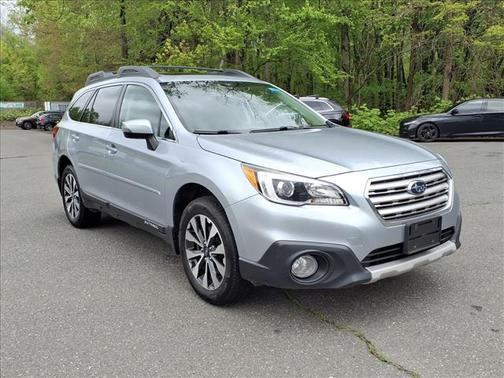 Ice Silver Metallic 2016 Subaru Outback 2.5i Limited