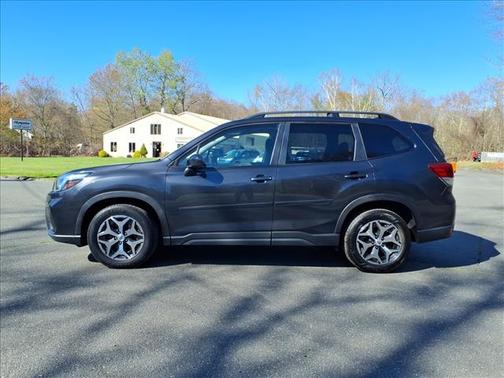 Dark Gray Metallic 2019 Subaru Forester Premium