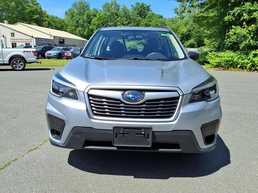 Ice Silver Metallic 2021 Subaru Forester Base