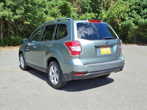 Jasmine Green Metallic 2016 Subaru Forester 2.5i Premium