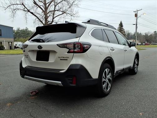 2022 Subaru Outback Touring