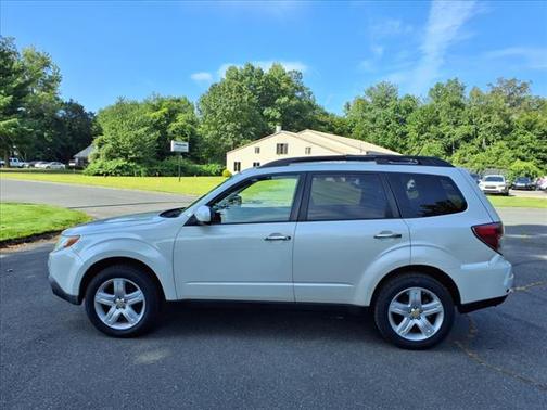 2010 Subaru Forester 2.5 X Premium