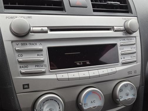 Black 2011 Toyota Camry SE