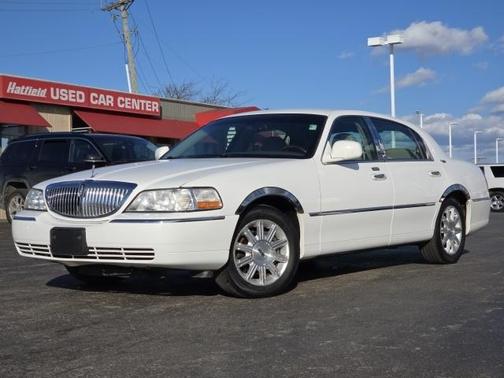 2010 Lincoln Town Car Signature