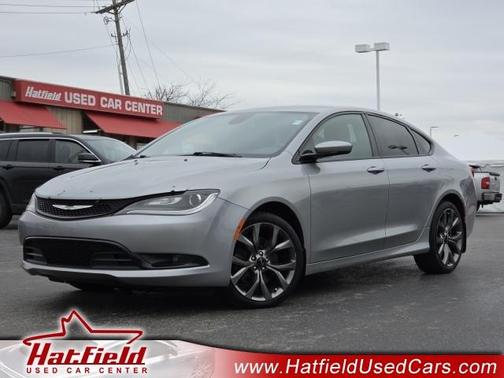 2016 Chrysler 200 S