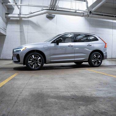 2026 Volvo XC60 Plug-In Hybrid T8 Core
