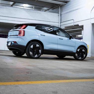 2026 Volvo EX30 Plus Twin Motor Performance, Fully electric