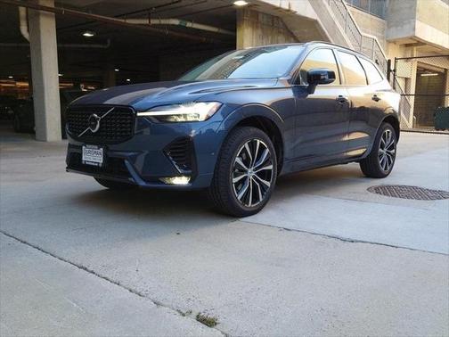 2025 Volvo XC60 B5 Plus