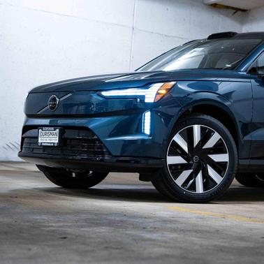 2025 Volvo EX90 Twin Motor Performance Plus