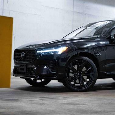 2025 Volvo XC60 Plug-In Hybrid T8 Ultra Black Edition