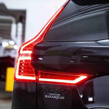 2025 Volvo XC60 Plug-In Hybrid T8 Ultra Black Edition
