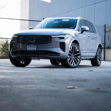 2026 Volvo XC90 Plug-In Hybrid T8 Ultra 6-Seater