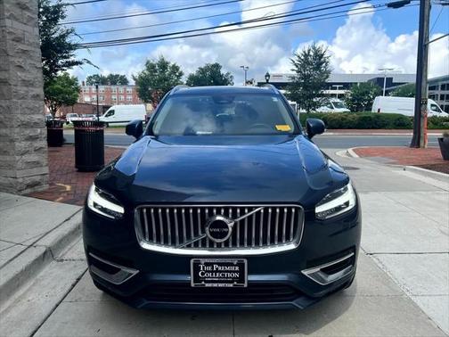 2023 Volvo XC90 B6 Plus 6-Seater