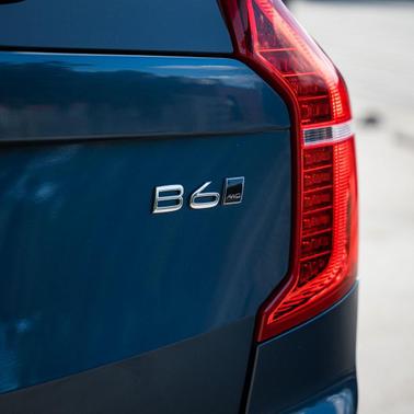2023 Volvo XC90 B6 Plus 6-Seater