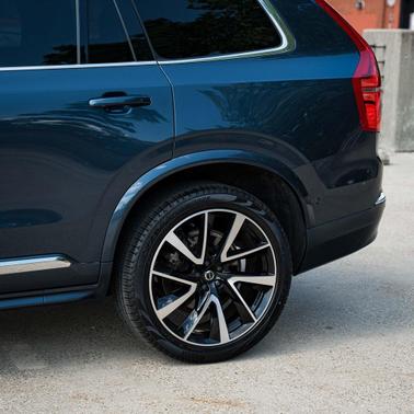 2023 Volvo XC90 B6 Plus 6-Seater