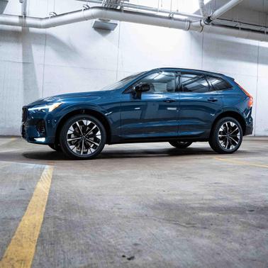 2026 Volvo XC60 B5 Ultra