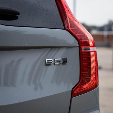 2024 Volvo XC90 B5 Core Bright Theme