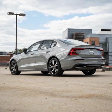 2025 Volvo S60 B5 Core