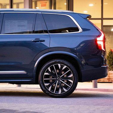 2026 Volvo XC90 Ultra, B6 AWD Gas (mild hybrid), Gasoline, Bright, 7 Seats