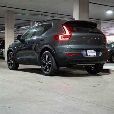 2026 Volvo XC40 B4 Plus