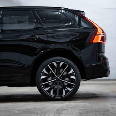 2026 Volvo XC60 Plug-In Hybrid T8 Ultra