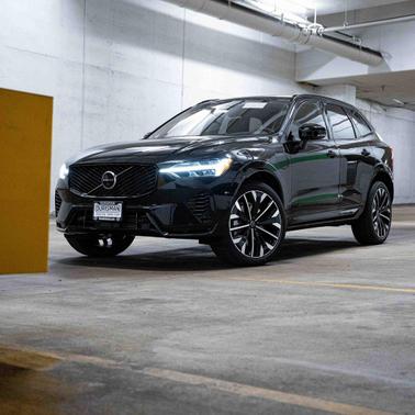 2026 Volvo XC60 Plug-In Hybrid T8 Ultra