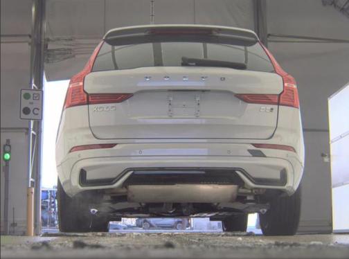 2025 Volvo XC60 B5 Plus