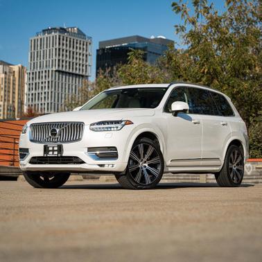 2024 Volvo XC90 B6 Plus Bright Theme 7-Seater