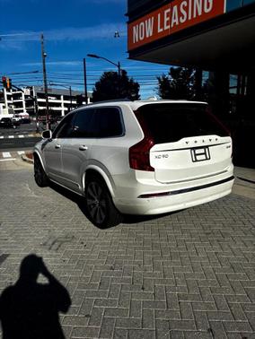 2024 Volvo XC90 B6 Plus Bright Theme 7-Seater