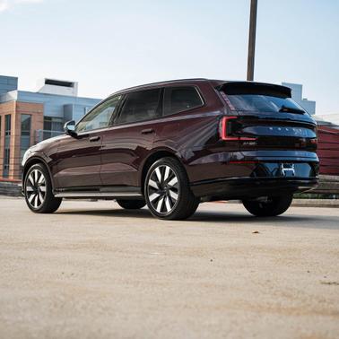 2025 Volvo EX90 Twin Motor Ultra