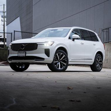 2026 Volvo XC90 B5 Core