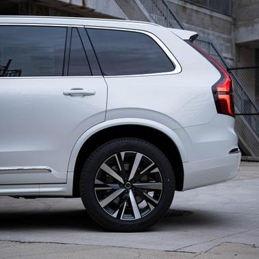 2026 Volvo XC90 B5 Core