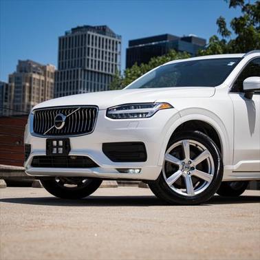 2021 Volvo XC90 T5 Momentum