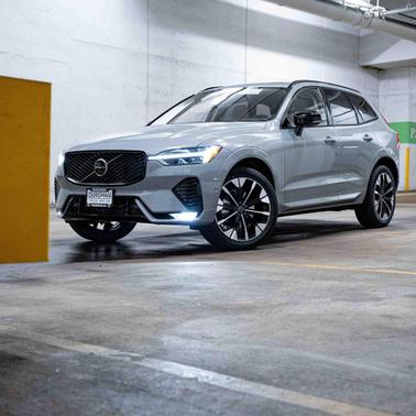 2026 Volvo XC60 B5 Ultra
