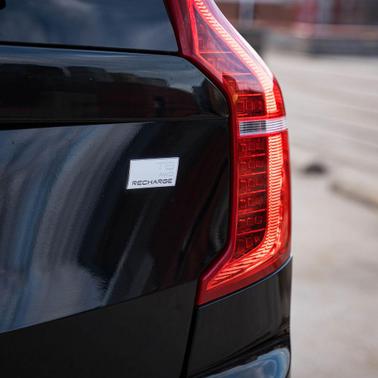 2024 Volvo XC90 Recharge Plug-In Hybrid T8 Ultimate Bright Theme 7-Seater