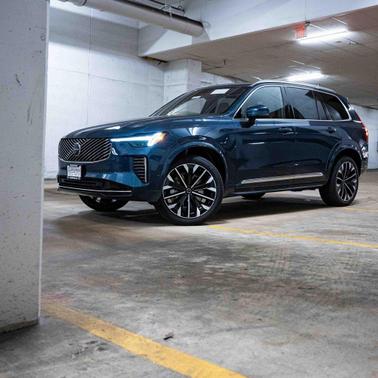 2026 Volvo XC90 B6 Plus 7-Seater